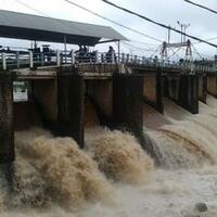 katulampa-siaga-i-waspadai-bantaran-ciliwung