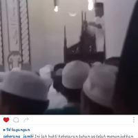 penampakan-gmt-di-dalam-masjid
