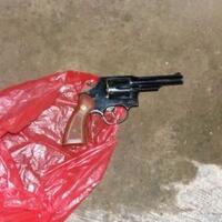 oknum-brimob-diduga-menembak-istrinya-hingga-tewas