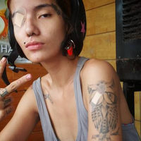 sheila-marcia-bisnis-tato-piercing-berjuang-nafkahi-anak-anak-dan-suaminya
