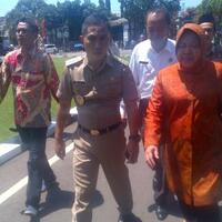 cerita-bupati-yoyok-takjub-dengan-toilet-kantor-risma