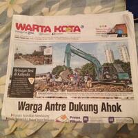 trit-santai-warga-antre-dukung-ahok