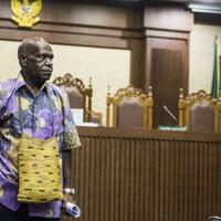 saya-kira-dewie-yasin-limpo-penolong