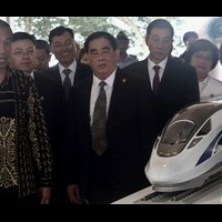jokowi-soal-kereta-cepat-jkt-bdg-saya-ingin-kerja-bukan-ramai-berdebat