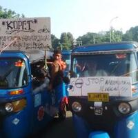 demo-angkutan-umum-jokowi-jk-terimbas-macet