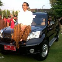 mobil-esemka-jokowi-teronggok-di-quotpojokan-bengkelquot