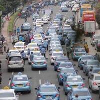 gratis-naik-taxi-netizen-quotpercuma-gratis-kalau-supirnya-galak--gebukin-orangquot