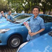 blue-bird-gratis-sopir-kelelahan-narik-bisa-10-kali