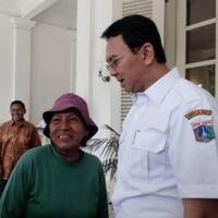 tuti--si-penjaga-taman-balai-kota--kini-miliki-akun-sosmed