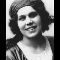 5-mata-mata-perempuan-rusia-di-masa-perang