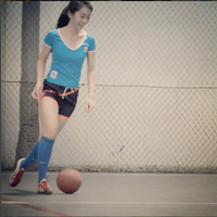 cewek-bening-ini-minta-ditemenin-nonton-euro-2016-ke-perancis