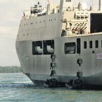 pasukan-elite-dan-kapal-perang-sudah-siap-bebaskan-wni