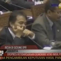 ketika-quotpakar-telematikaquot-roy-suryo-terjebak-akun-palsu-anak-jokowi