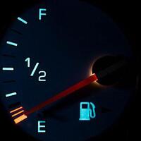 jangan-panik-ketika-jarum-bensin-menyentuh-e