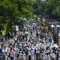 demo-tangkap-ahok-lalu-lintas-menteng-gatot-subroto-lumpuh