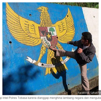 penendang-lambang-garuda--semboyan-pancasila-ditangkap