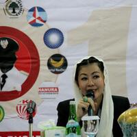 mengintip-petualangan-politik--wanita-emas