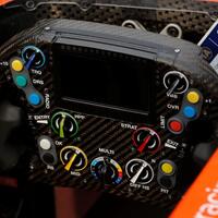 begini-gan-wujud-dan-fungsi-stir-pada-mobil-f1