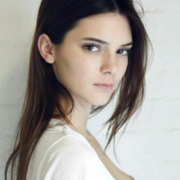 kisah-pelajaran-hidup-yang-didapatkan-2-wanita-cantik-yang-hobby-selfie