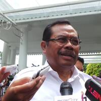 samadikun-hartono-tiba-di-bandara-halim-kamis-malam