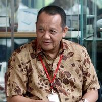kantor-sekjen-ma-digeledah-kpk-35-jam-ruangannya-tidak-disegel