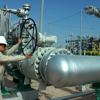 jaya-karena-minyak-nyaris-binasa-karena-minyak