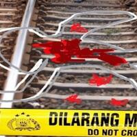 pengendara-motor-tewas-tertabrak-kereta-di-perlintasan-poltangan