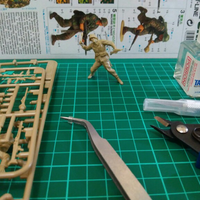 painting-miniature-figure-kit--resin-kit-palstik-model-kit-metal