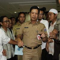 siapa-rustam-effendi-walikota-yang-berseteru-dengan-ahok