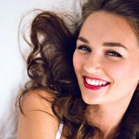 apa-rahasia-hidup-wanita-yang-hatinya-selalu-bahagia