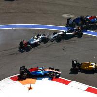 disenggol-pembalap-rio-haryanto-gagal-sentuh-garis-finis