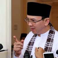 kisah-ahok-teka-teki-rp-1-miliar-dan-provokator-di-luar-batang