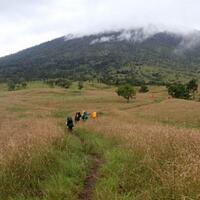 atasi-kekeringan-uni-emirat-arab-rancang-gunung-buatan