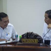 jurus--kalau--luhut-dukung-calon-ketua-umum-golkar-setya-novanto