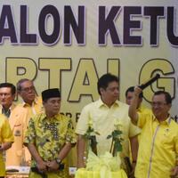 novanto-bagi-bagi-dolar-ade-tertangkap-komisi-etik