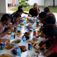 sandera-abu-sayyaf-dan-tuan-rumah-singgah-gubernur-sulu