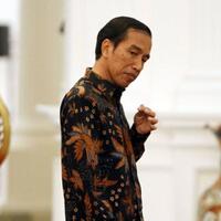 pemerintah-di-simpang-isu-kebebasan-berekspresi-dan-bahaya-komunisme