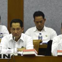 cerita-narkoba-bupati-dirwan-dan-kemenangannya-yang-dibatalkan