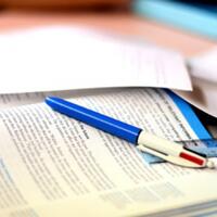 unair-bebaskan-mahasiswa-lahap-buku-buku-pemikiran-kiri