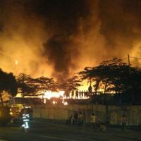 kebakaran-di-rawamangun-diduga-berasal-dari-gedung-unj