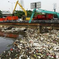 80-persen-sungai-di-jakarta-dicemari-limbah-rumah-tangga