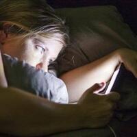 kumpulan-foto-jadul-yang-di-foto-ulang-dimasa-kini