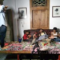 mengenang-teddy-seniman-liar-yang-berdiri-di-luar-kebiasaan