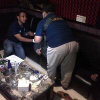 pengunjung-tempat-karaoke-meninggal-saat-ada-razia-polisi