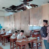 kondisi-sdn-2-tambak-cimarga-lebak-rusak-parah