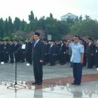 ahok-ziarah-ke-taman-makam-pahlawan-kalibata