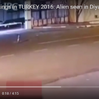alien-tertangkap-kamera-berkeliaran-tengah-malam-di-jalan-raya-turki
