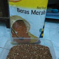 teliti-membeli-beras-di-supermarket