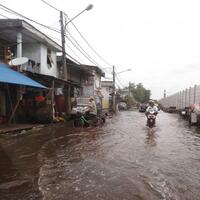 banjir-rob-rendam-kawasan-marunda