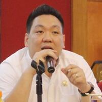 pdip-imbau-teman-ahok-banyak-belajar